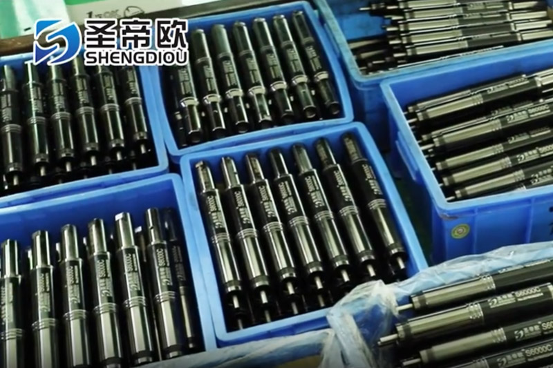 买得起养不起？老工长给你算算圣帝欧炮钉枪的耗材和维护账！